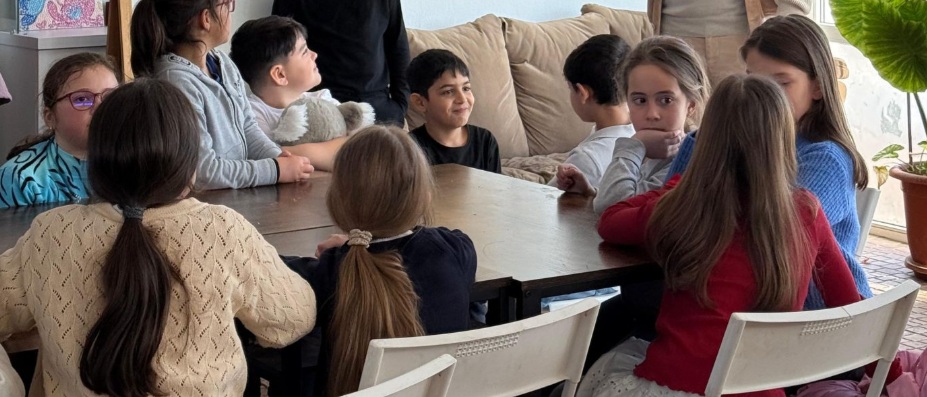 Atelier de creatie, rechizite si alimente